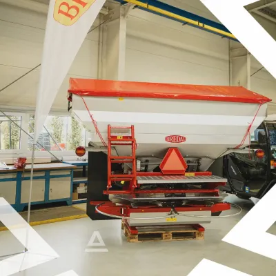 Rozmetadlo BREDAL F4