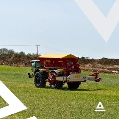 Samohybný nosič nadstavieb LITE-TRAC+ K135XE-SC – 2