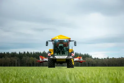 Samohybný nosič  LITE-TRAC+ K135XE-SC – 3